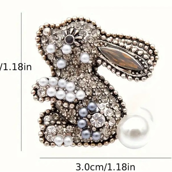 New - Bunny Brooch - Picture 5 of 5